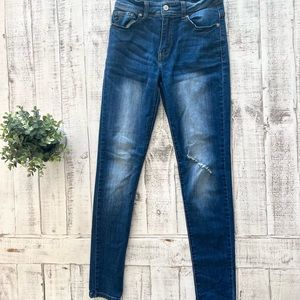 KanCan Dark Wash Mid Rise Skinny Jeans